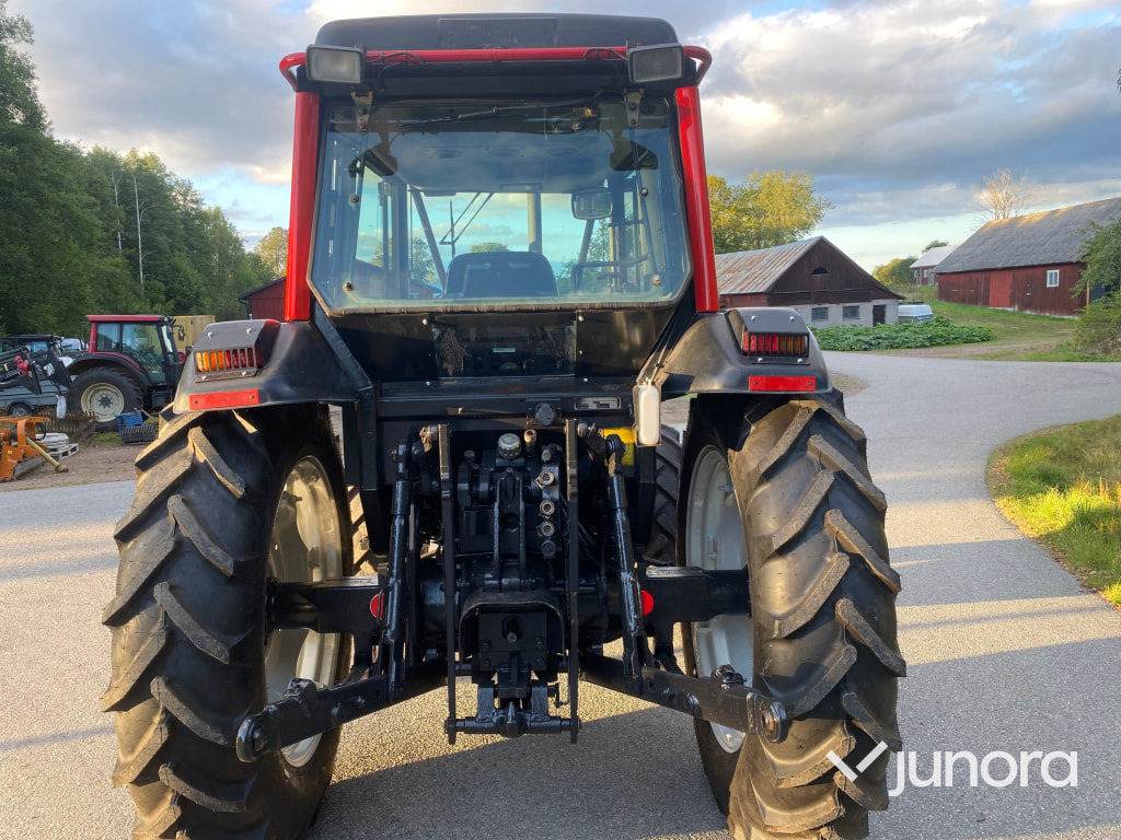 Valtra valmet A95 2003 fullt skogsutrustad - جرار: صورة 3 Valtra valmet A95 2003 fullt skogsutrustad - جرار: صورة 3