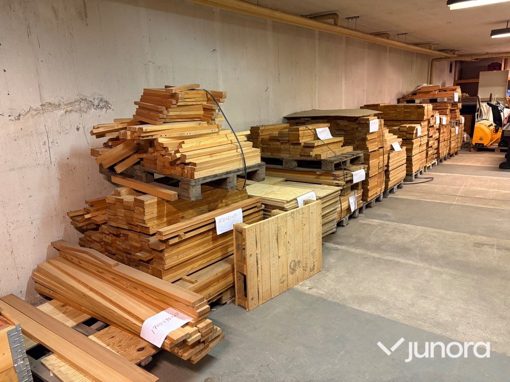 Virke - Lärk, Sibirisk - معدات البناء: صورة 1 Virke - Lärk, Sibirisk - معدات البناء: صورة 1