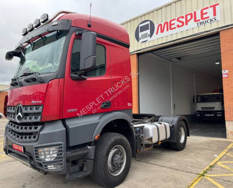 Mercedes Arocs 1853 - وحدة جر: صورة 1 Mercedes Arocs 1853 - وحدة جر: صورة 1