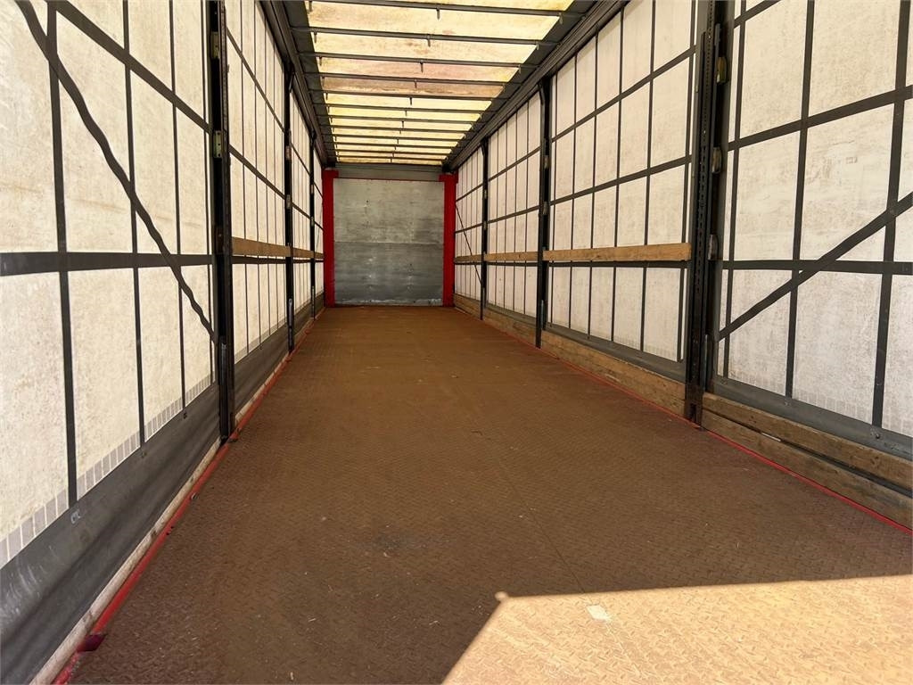 Kel-Berg D100V 13,6 mtr gardin - lodretstående lift - نصف مقطورة ستارة: صورة 5 Kel-Berg D100V 13,6 mtr gardin - lodretstående lift - نصف مقطورة ستارة: صورة 5