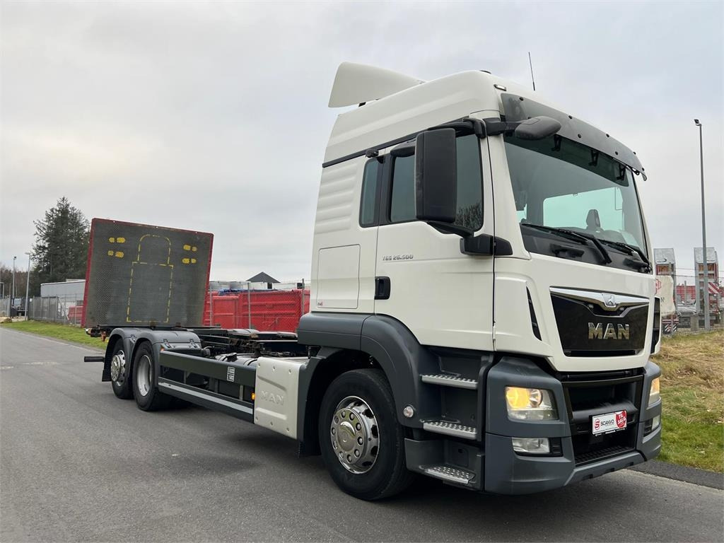 MAN TGS 26-500 6x2-4 LL - شاحنات الحاويات / جسم علوي قابل للتغيير شاحنة: صورة 2 MAN TGS 26-500 6x2-4 LL - شاحنات الحاويات / جسم علوي قابل للتغيير شاحنة: صورة 2