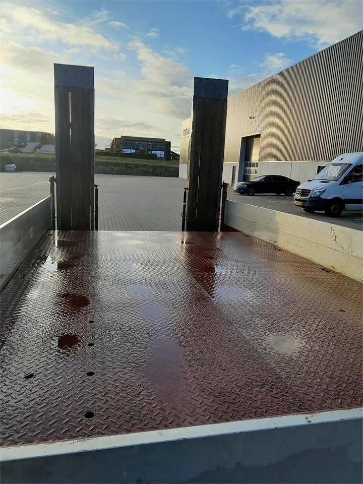 MTDK KC200 11,8 ton 5,2 mtr lad + ramper - مقطورة مسطحة منخفضة: صورة 4 MTDK KC200 11,8 ton 5,2 mtr lad + ramper - مقطورة مسطحة منخفضة: صورة 4