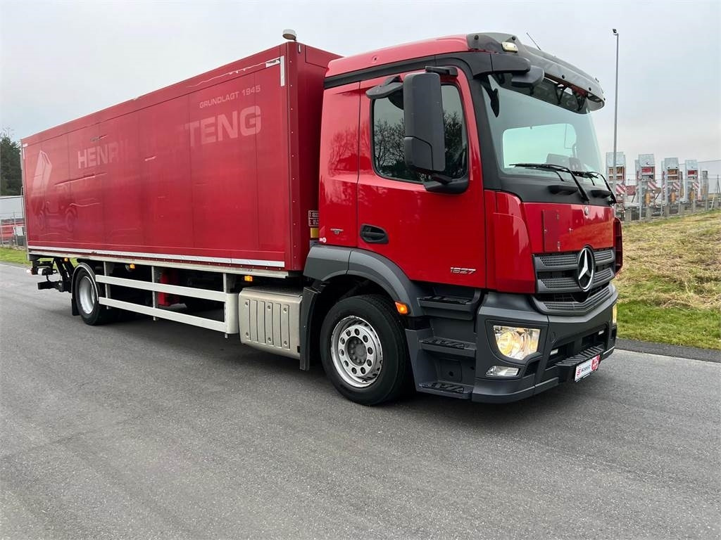 Mercedes-Benz Antos 1827 LnR - شاحنة مقفلة: صورة 3 Mercedes-Benz Antos 1827 LnR - شاحنة مقفلة: صورة 3