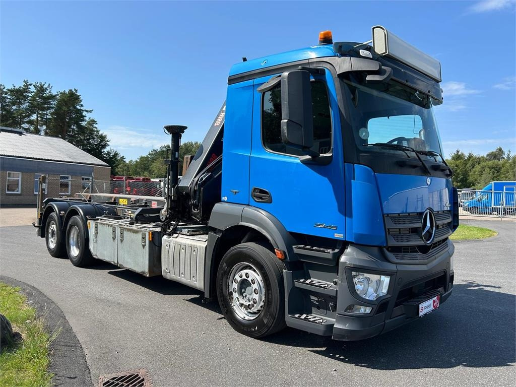 Mercedes-Benz Antos 2546 - Hiab 192 E kran - شاحنة نقل المخلفات: صورة 2 Mercedes-Benz Antos 2546 - Hiab 192 E kran - شاحنة نقل المخلفات: صورة 2