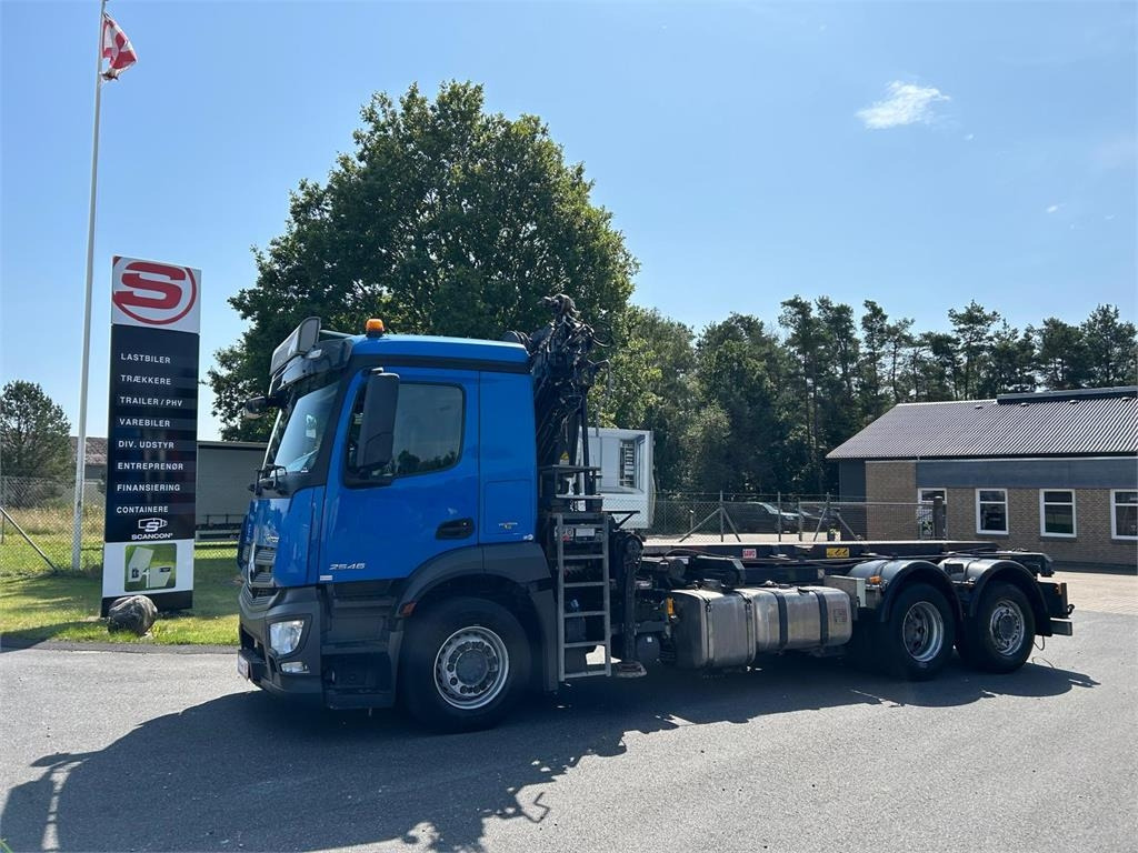 Mercedes-Benz Antos 2546 - Hiab 192 E kran - شاحنة نقل المخلفات: صورة 1 Mercedes-Benz Antos 2546 - Hiab 192 E kran - شاحنة نقل المخلفات: صورة 1