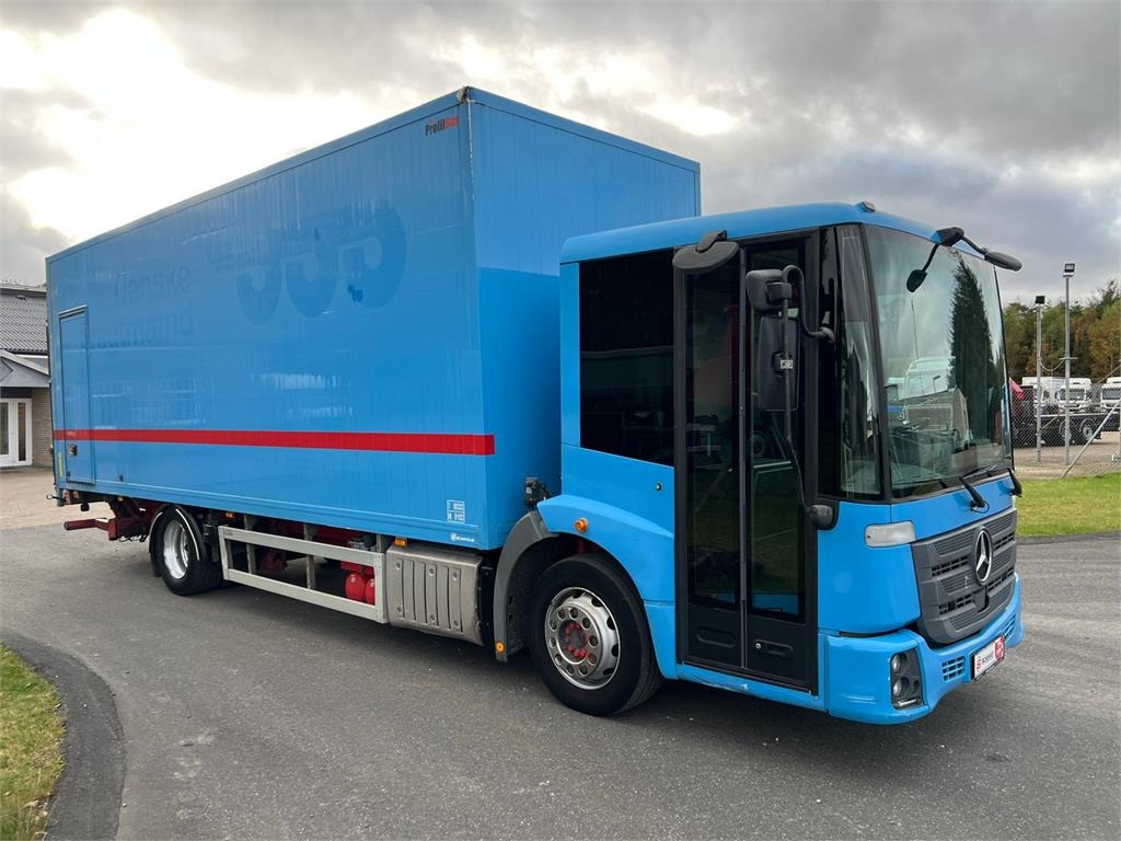 Mercedes-Benz Econic 1827 L  - شاحنة مقفلة: صورة 2 Mercedes-Benz Econic 1827 L  - شاحنة مقفلة: صورة 2