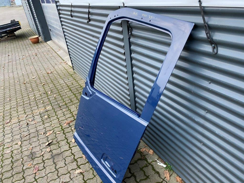 Mercedes-Benz Førerdør Mercedes Actros (Ny model) - باب و قطع الغيار - شاحنة: صورة 2 Mercedes-Benz Førerdør Mercedes Actros (Ny model) - باب و قطع الغيار - شاحنة: صورة 2