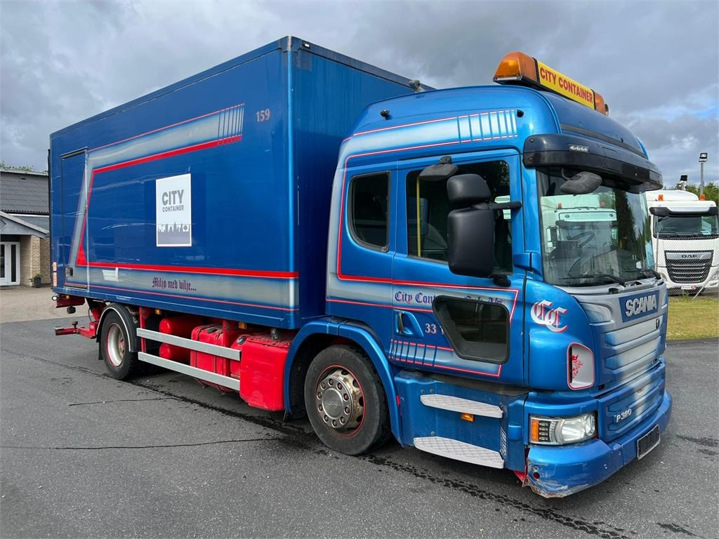 Scania P320 DB 4x2 MLB - low entry - شاحنة مقفلة: صورة 1 Scania P320 DB 4x2 MLB - low entry - شاحنة مقفلة: صورة 1