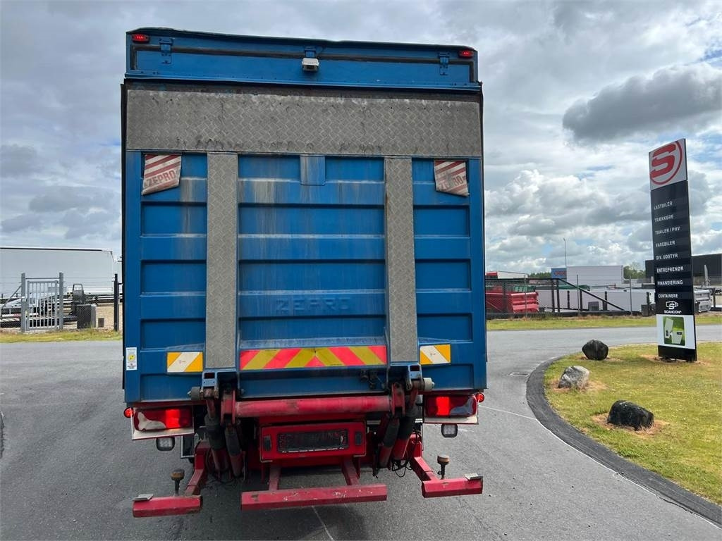 Scania P320 DB 4x2 MLB - low entry - شاحنة مقفلة: صورة 3 Scania P320 DB 4x2 MLB - low entry - شاحنة مقفلة: صورة 3