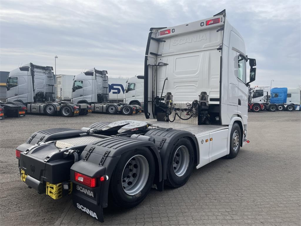 Scania S660 A 6x2 NB 2950 - وحدة جر: صورة 2 Scania S660 A 6x2 NB 2950 - وحدة جر: صورة 2