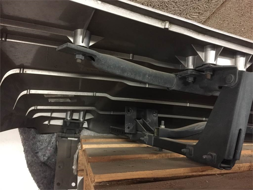 Volvo FH4 Globetrotter tagspoiler  - ديناميكا هوائية/ كابح - شاحنة: صورة 5 Volvo FH4 Globetrotter tagspoiler  - ديناميكا هوائية/ كابح - شاحنة: صورة 5