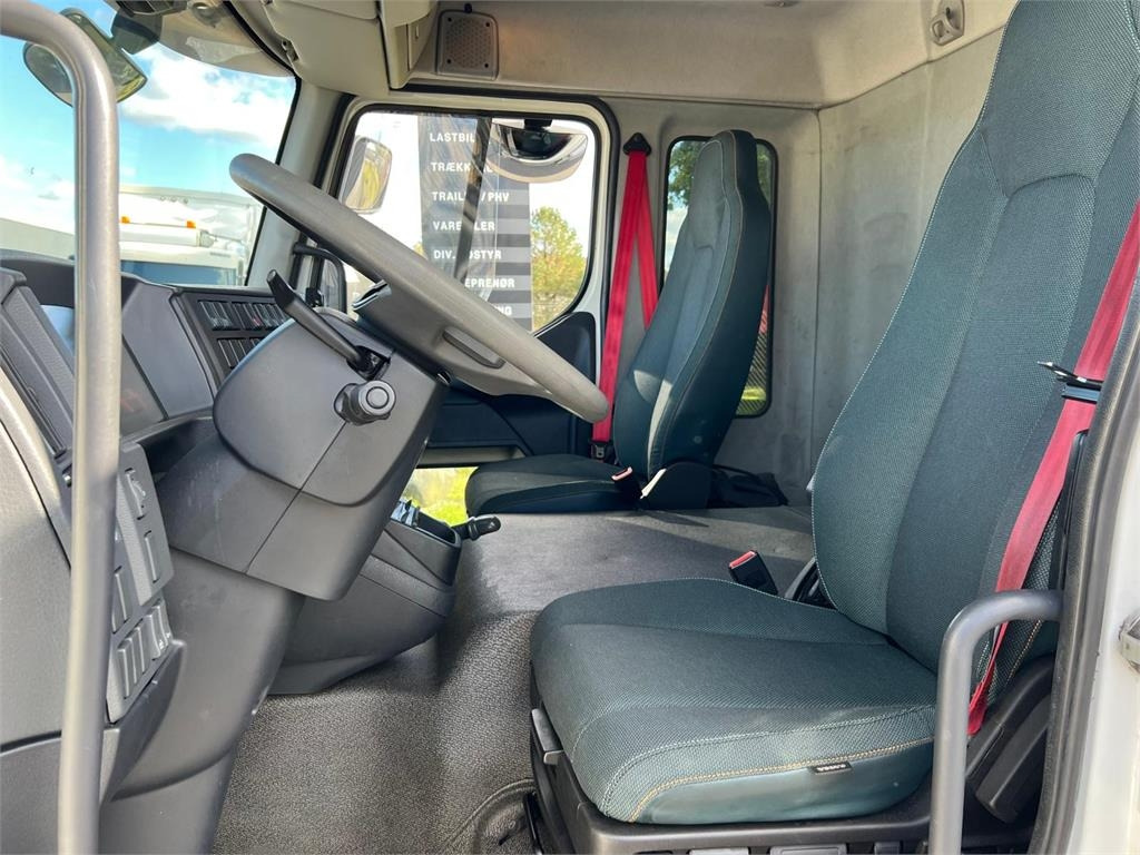 شاحنة مقفلة Volvo FL 250 16 ton: صورة 11