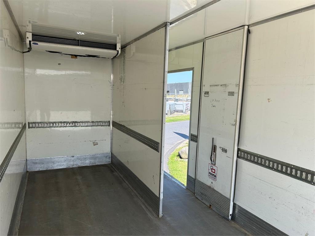 شاحنة الفريزر Volvo FL 280 (12 ton) Dobbelt compartment: صورة 10 شاحنة الفريزر Volvo FL 280 (12 ton) Dobbelt compartment: صورة 10