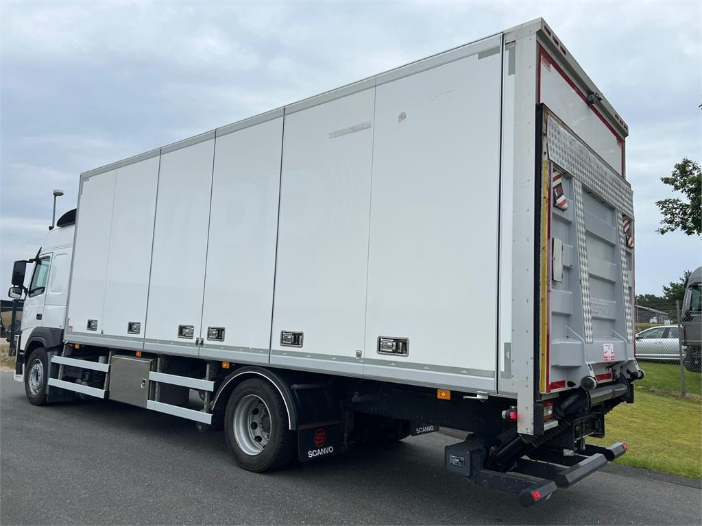 Volvo FM330 Sideåbning - شاحنة مقفلة: صورة 4 Volvo FM330 Sideåbning - شاحنة مقفلة: صورة 4