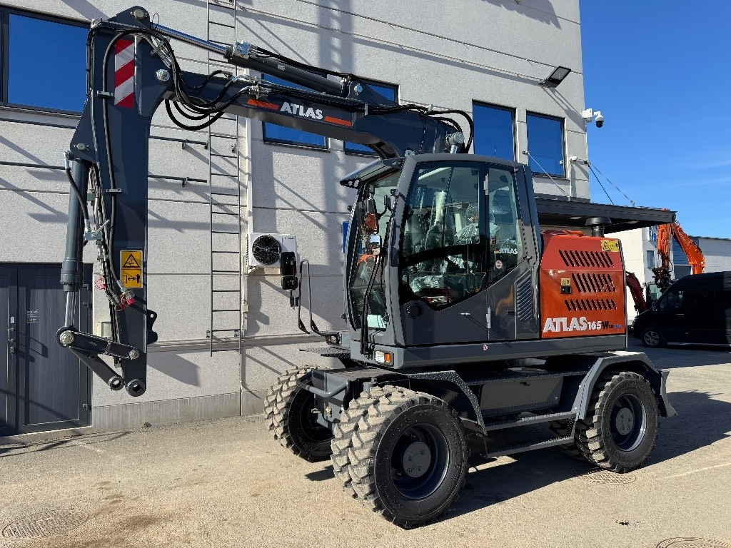 Atlas 165 Wsr, UUTUUS, LYHYTPERÄKONE, HETI TOIMITUKSEEN - حفارة دولاب: صورة 2 Atlas 165 Wsr, UUTUUS, LYHYTPERÄKONE, HETI TOIMITUKSEEN - حفارة دولاب: صورة 2