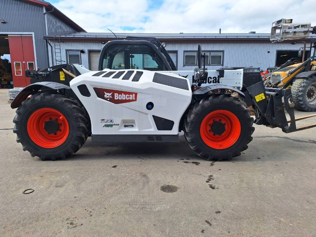 Bobcat MYYTY! SOLD! TL30.70 AGRI - رافعة تلسكوبية: صورة 5 Bobcat MYYTY! SOLD! TL30.70 AGRI - رافعة تلسكوبية: صورة 5