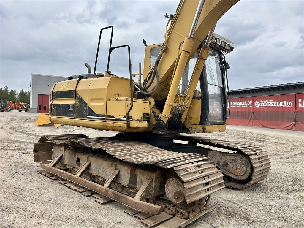 حفار زحاف CAT 317: صورة 9
