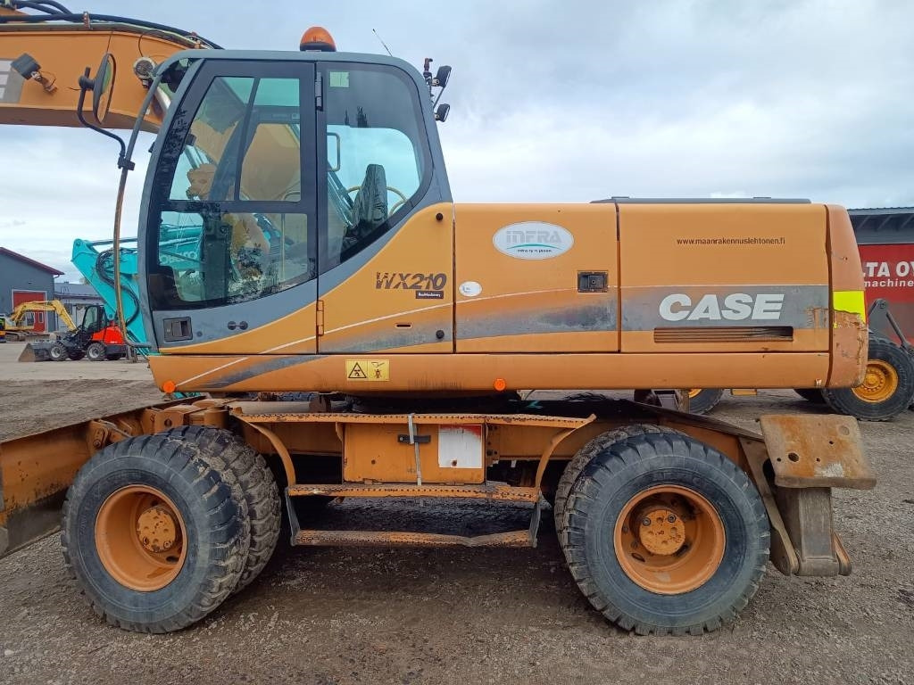 Case WX210 PYÖRITTÄJÄLLÄ  - حفارة دولاب: صورة 2 Case WX210 PYÖRITTÄJÄLLÄ  - حفارة دولاب: صورة 2