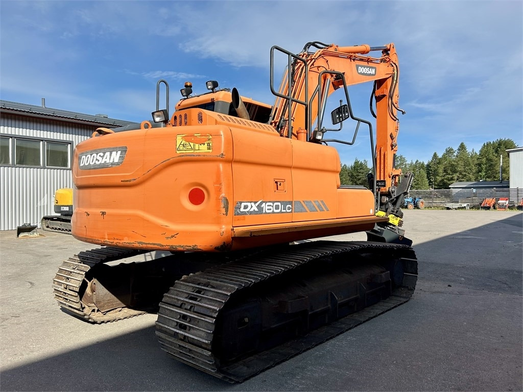 Doosan DX160LC-3 KALLISTAJA+PYÖRITTÄJÄ - حفار زحاف: صورة 4 Doosan DX160LC-3 KALLISTAJA+PYÖRITTÄJÄ - حفار زحاف: صورة 4