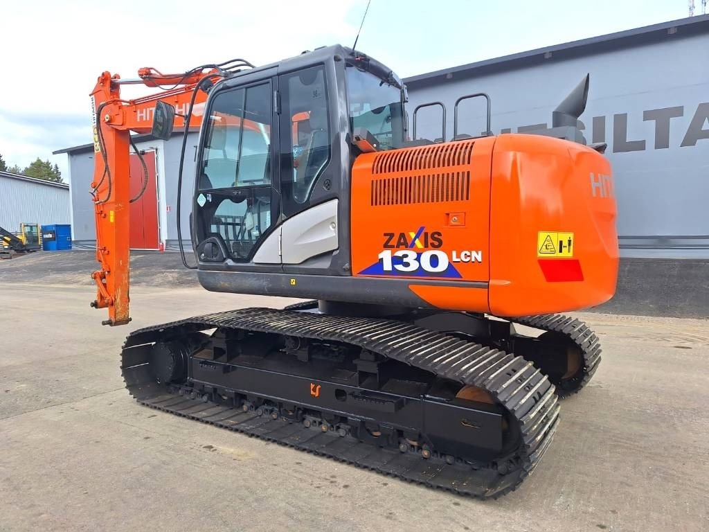 Hitachi MYYTY! SOLD! ZX130LCN-6M -METSÄMALLI- - حفار زحاف: صورة 3 Hitachi MYYTY! SOLD! ZX130LCN-6M -METSÄMALLI- - حفار زحاف: صورة 3