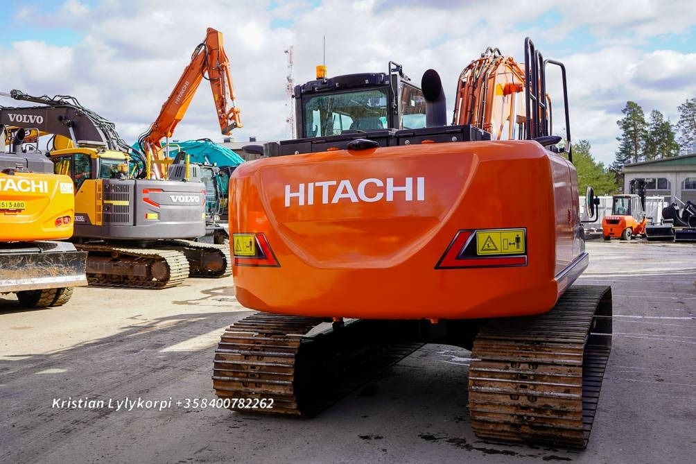 Hitachi ZX130LCN-7 VÄHÄN AJETTU - حفار زحاف: صورة 4 Hitachi ZX130LCN-7 VÄHÄN AJETTU - حفار زحاف: صورة 4
