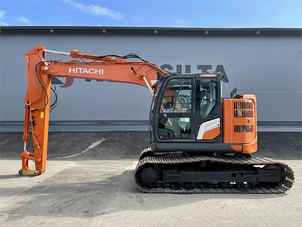 Hitachi ZX135US-7 - حفار زحاف: صورة 1 Hitachi ZX135US-7 - حفار زحاف: صورة 1