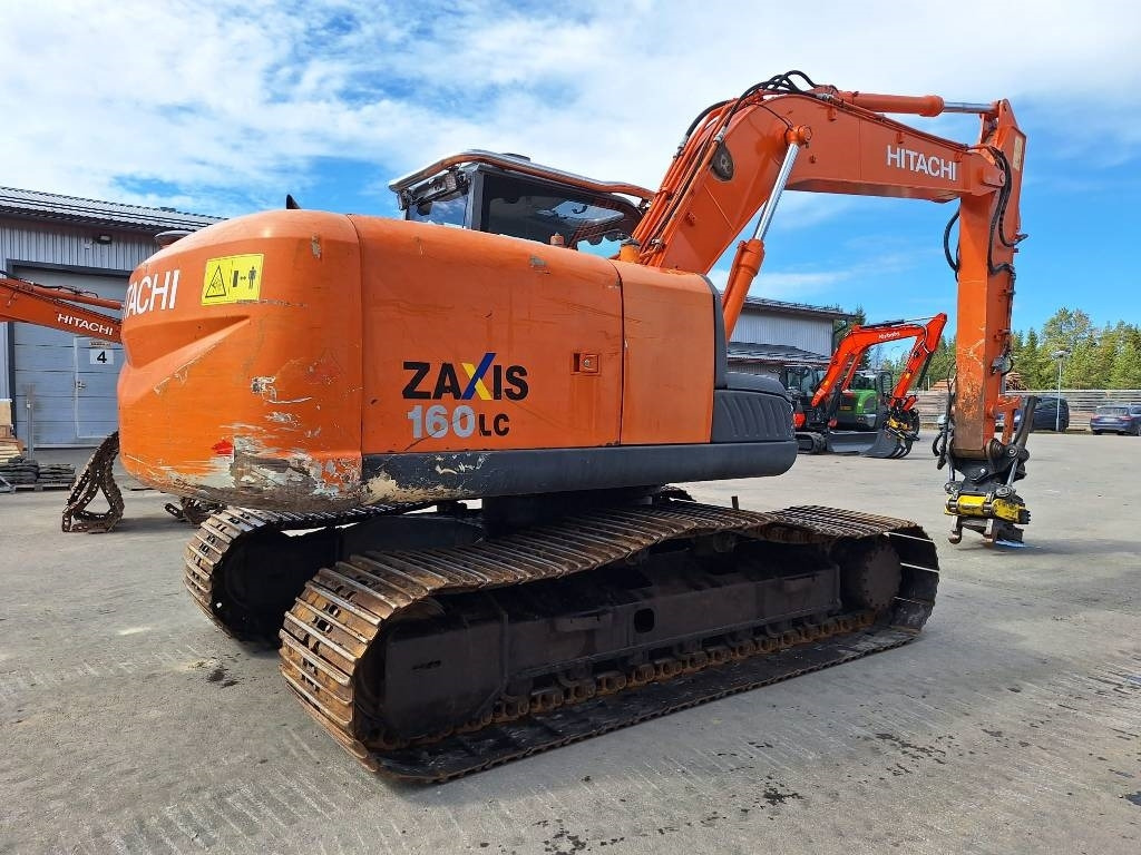 Hitachi ZX160LC-3 KALLISTAJA+PYÖRITTÄJÄ - حفار زحاف: صورة 4 Hitachi ZX160LC-3 KALLISTAJA+PYÖRITTÄJÄ - حفار زحاف: صورة 4