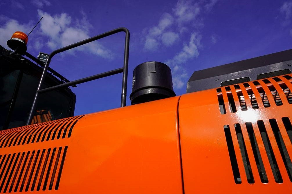حفار زحاف Hitachi ZX350LC-6 UUSI ALAKERTA: صورة 11
