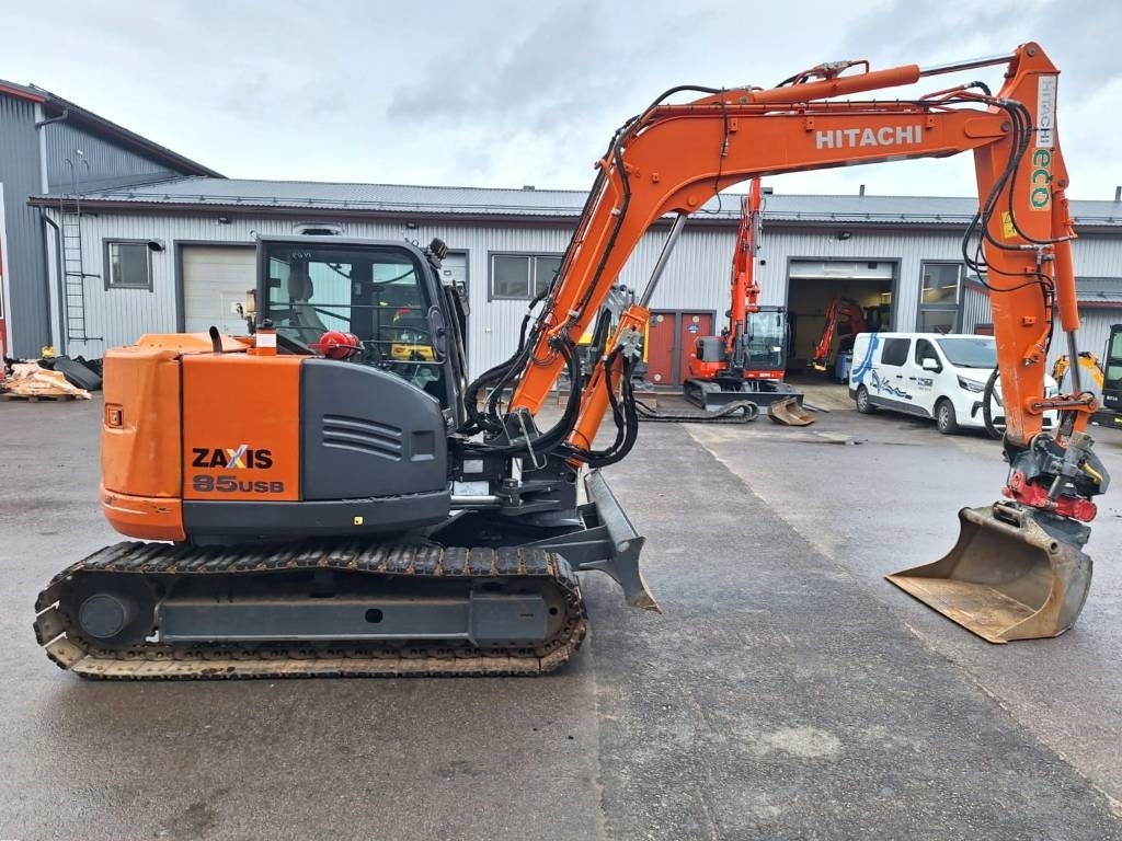 Hitachi ZX85USB-5 PYÖRITTÄJÄLLÄ  - حفارة مُصَّغرة: صورة 5 Hitachi ZX85USB-5 PYÖRITTÄJÄLLÄ  - حفارة مُصَّغرة: صورة 5