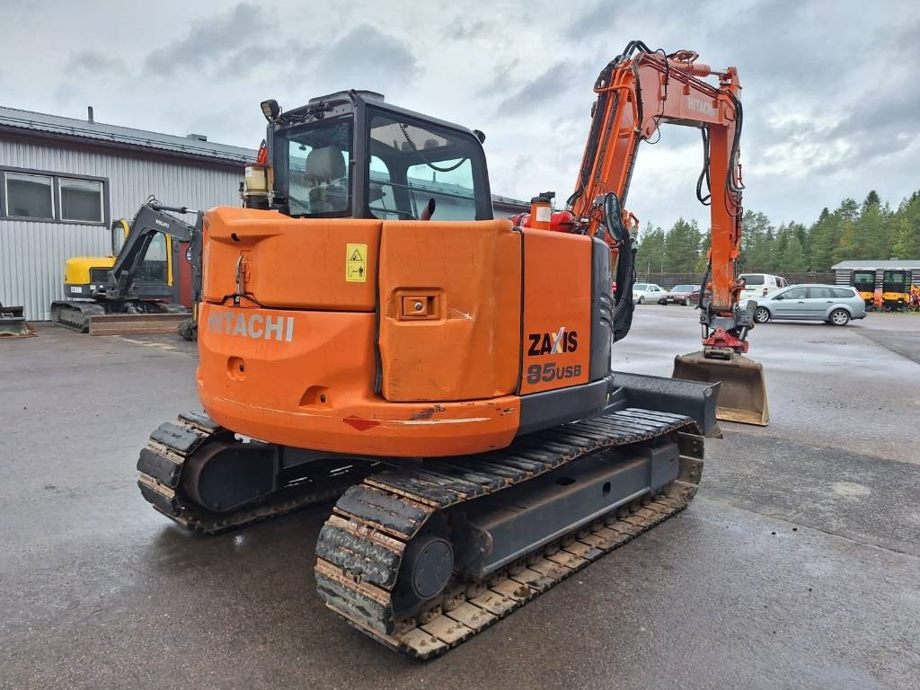 Hitachi ZX85USB-5 PYÖRITTÄJÄLLÄ  - حفارة مُصَّغرة: صورة 4 Hitachi ZX85USB-5 PYÖRITTÄJÄLLÄ  - حفارة مُصَّغرة: صورة 4