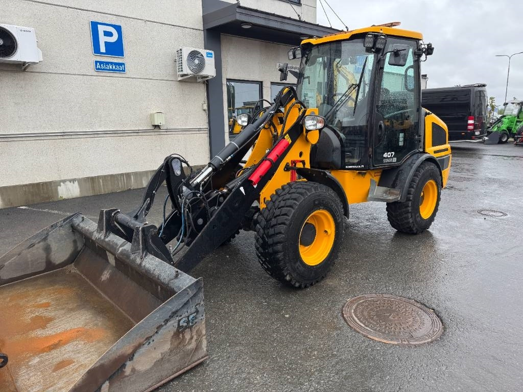 JCB 407 SV RUNSAASTI LISÄVARUSTEITA - اللودر بعجل: صورة 3 JCB 407 SV RUNSAASTI LISÄVARUSTEITA - اللودر بعجل: صورة 3