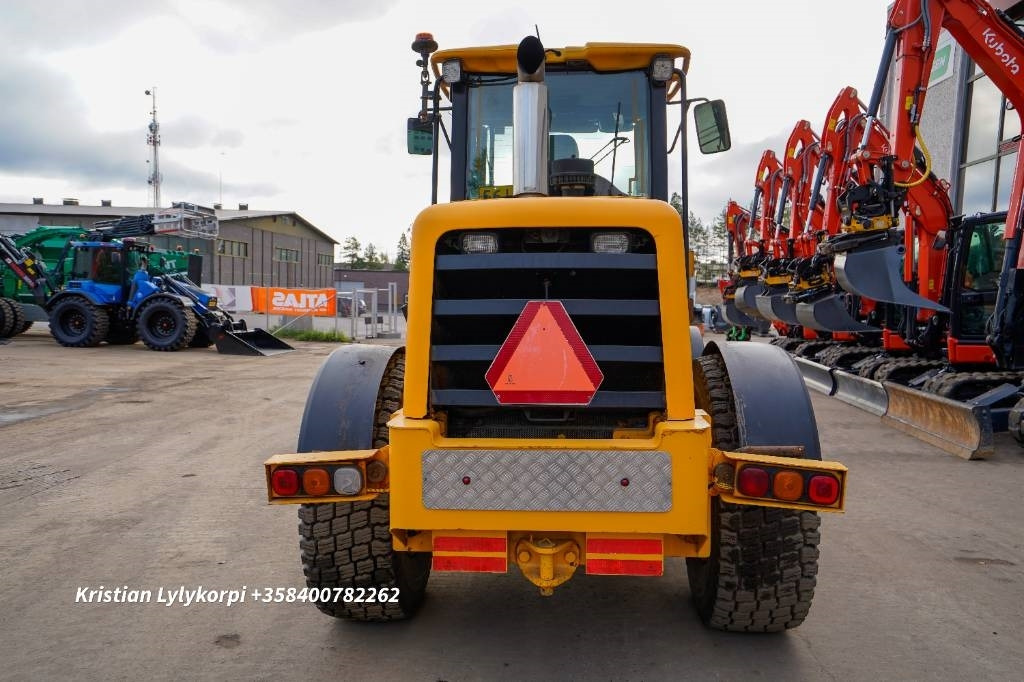 JCB 412S LAMELLIRENKAILLA - اللودر بعجل: صورة 5 JCB 412S LAMELLIRENKAILLA - اللودر بعجل: صورة 5