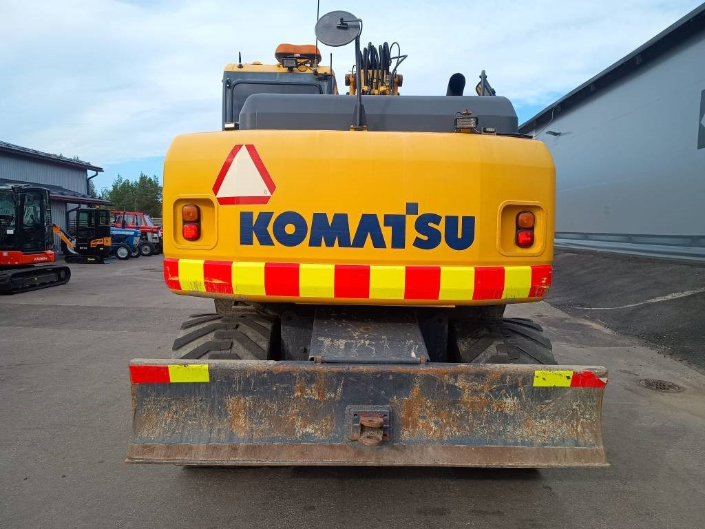 Komatsu MYYTY! SOLD! PW140-7 PYÖRITTÄJÄLLÄ  - حفارة دولاب: صورة 4 Komatsu MYYTY! SOLD! PW140-7 PYÖRITTÄJÄLLÄ  - حفارة دولاب: صورة 4