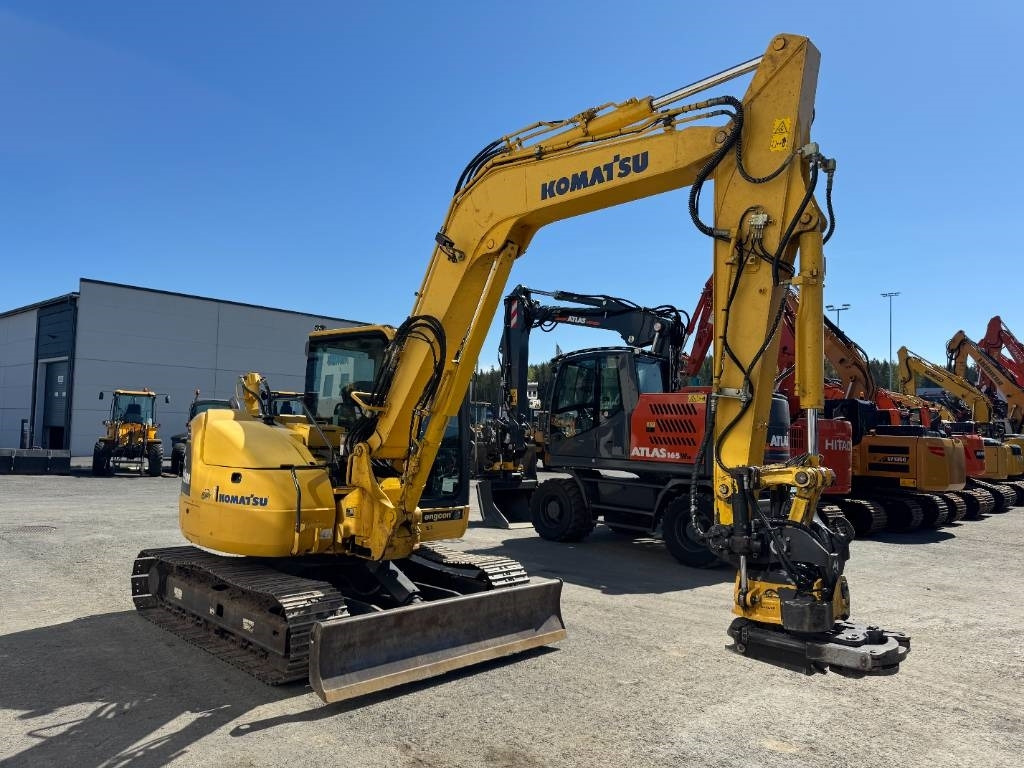 Komatsu PC88MR-8 PYÖRITTÄJÄLLÄ - حفارة مُصَّغرة: صورة 5 Komatsu PC88MR-8 PYÖRITTÄJÄLLÄ - حفارة مُصَّغرة: صورة 5
