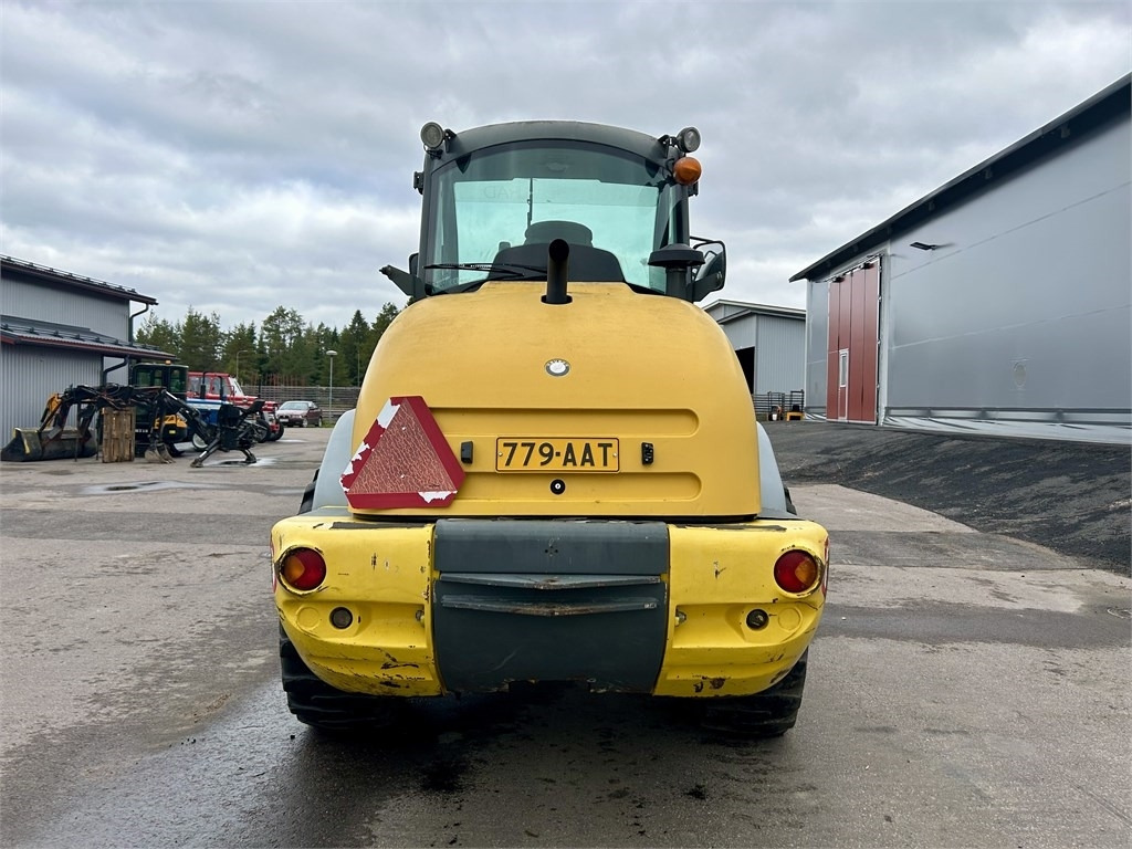 Kramer-allrad MYYTY! SOLD! 880 TEE SE ITSE - اللودر بعجل: صورة 3 Kramer-allrad MYYTY! SOLD! 880 TEE SE ITSE - اللودر بعجل: صورة 3