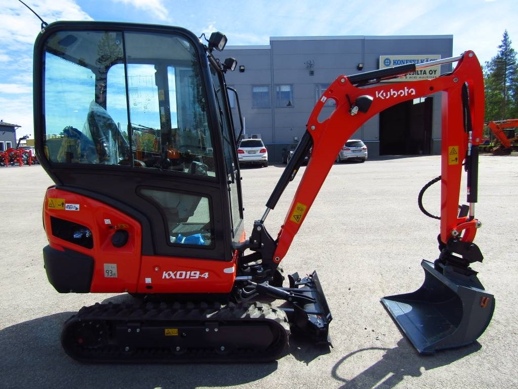Kubota KX019-4 KALLISTAJALLA UUSI!! - حفارة مُصَّغرة: صورة 5 Kubota KX019-4 KALLISTAJALLA UUSI!! - حفارة مُصَّغرة: صورة 5
