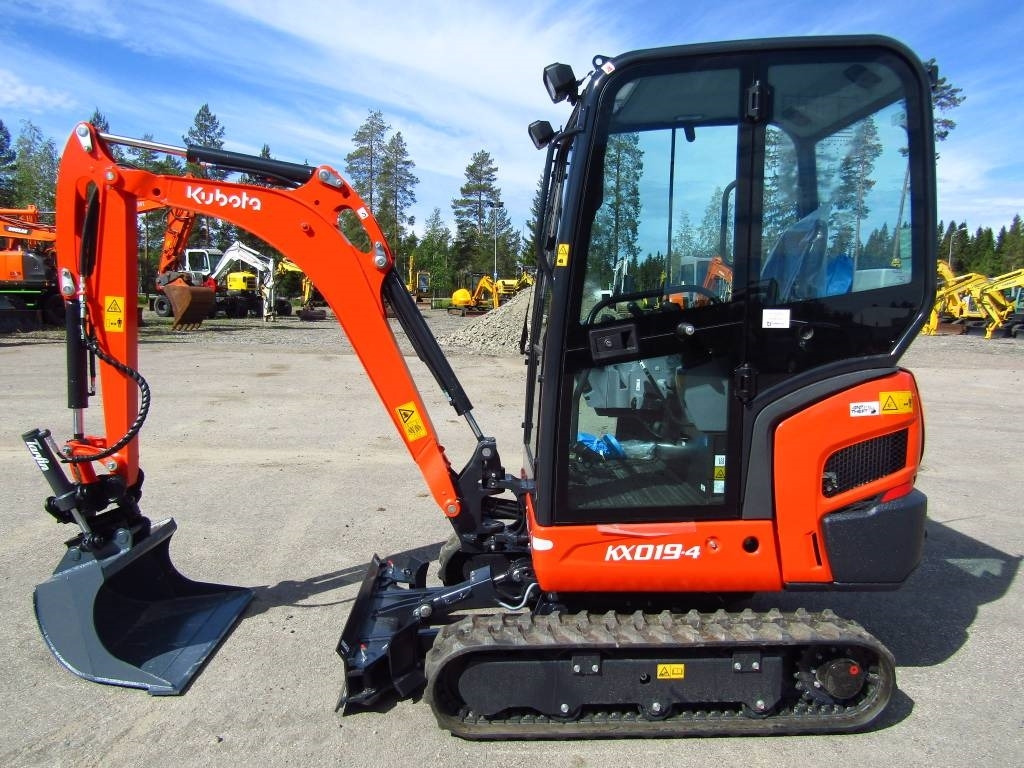 Kubota KX019-4 KALLISTAJALLA UUSI!! - حفارة مُصَّغرة: صورة 1 Kubota KX019-4 KALLISTAJALLA UUSI!! - حفارة مُصَّغرة: صورة 1