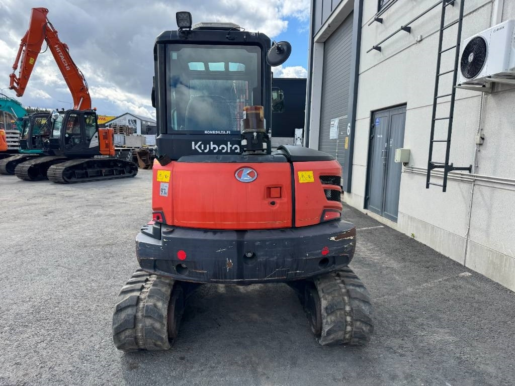 Kubota KX057-4 PYÖRITTÄJÄLLÄ  - حفارة مُصَّغرة: صورة 4 Kubota KX057-4 PYÖRITTÄJÄLLÄ  - حفارة مُصَّغرة: صورة 4