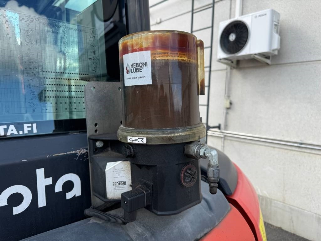 Kubota KX057-4 PYÖRITTÄJÄLLÄ  Kubota KX057-4 PYÖRITTÄJÄLLÄ: صورة 9 Kubota KX057-4 PYÖRITTÄJÄLLÄ  Kubota KX057-4 PYÖRITTÄJÄLLÄ: صورة 9