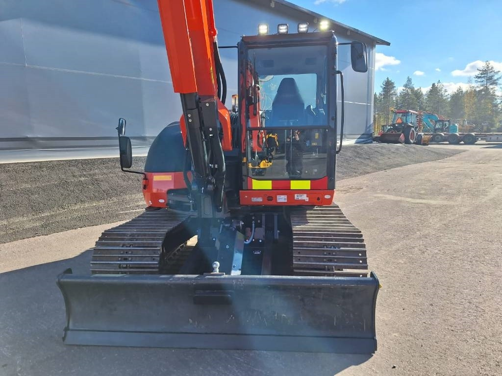 Kubota KX085-5 PYÖRITTÄJÄLLÄ, PIENET TUNNIT  - حفارة مُصَّغرة: صورة 3 Kubota KX085-5 PYÖRITTÄJÄLLÄ, PIENET TUNNIT  - حفارة مُصَّغرة: صورة 3