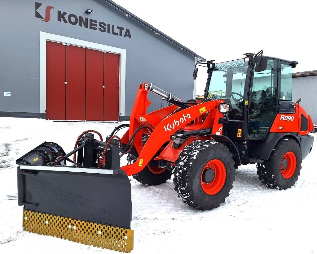 Kubota R090 TALVIPAKETILLA - اللودر بعجل: صورة 1 Kubota R090 TALVIPAKETILLA - اللودر بعجل: صورة 1