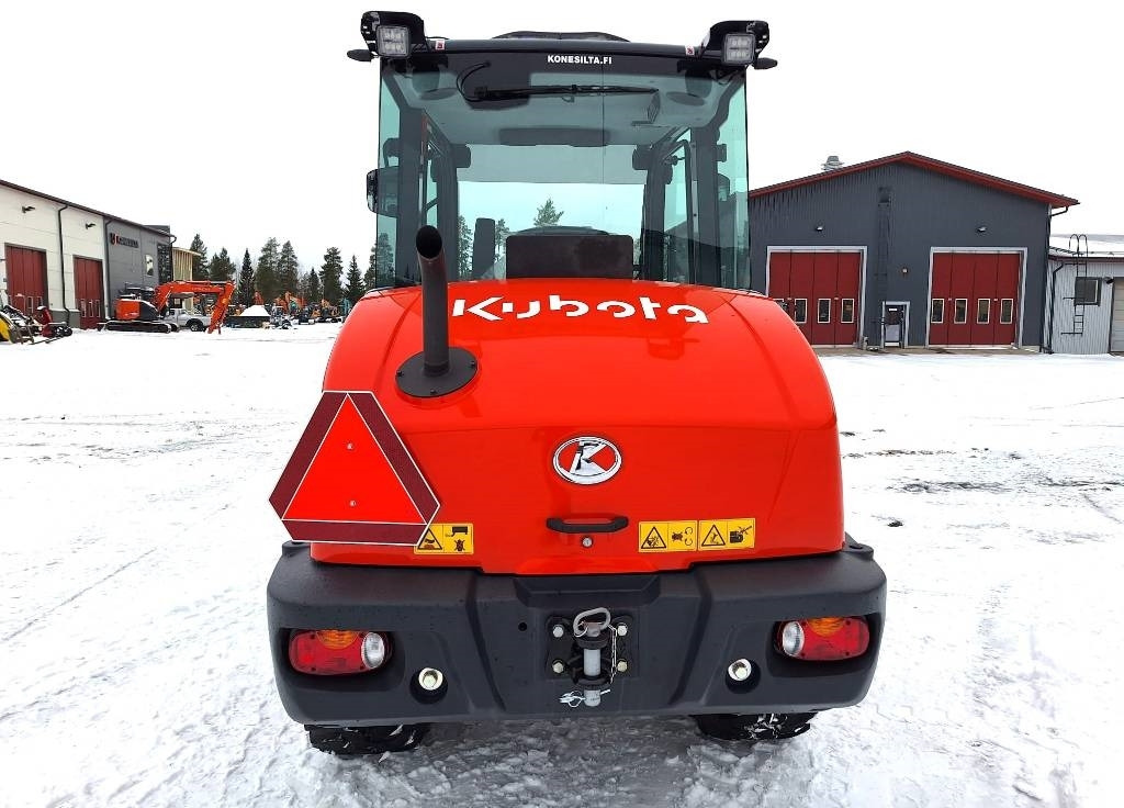 Kubota R090 TALVIPAKETILLA - اللودر بعجل: صورة 4 Kubota R090 TALVIPAKETILLA - اللودر بعجل: صورة 4