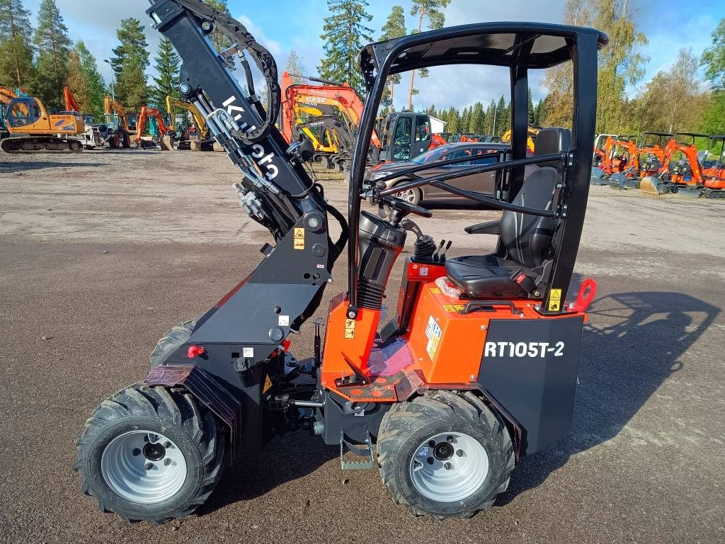Kubota RT105-2 TELEPUOMI  - لودر مفصلي صغير: صورة 3 Kubota RT105-2 TELEPUOMI  - لودر مفصلي صغير: صورة 3