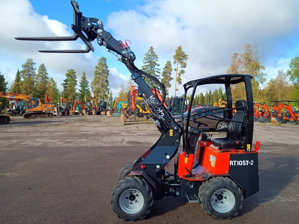 Kubota RT105-2 TELEPUOMI  - لودر مفصلي صغير: صورة 2 Kubota RT105-2 TELEPUOMI  - لودر مفصلي صغير: صورة 2