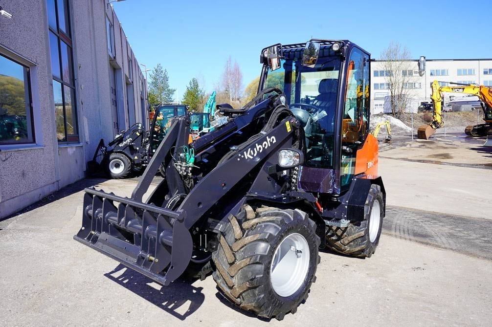Kubota RT270-2 DELUXE MALLI - لودر مفصلي صغير: صورة 2 Kubota RT270-2 DELUXE MALLI - لودر مفصلي صغير: صورة 2