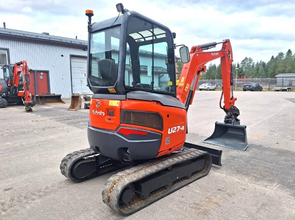 Kubota U27-4 KALLISTAJALLA, HUOLLETTU - حفارة مُصَّغرة: صورة 4 Kubota U27-4 KALLISTAJALLA, HUOLLETTU - حفارة مُصَّغرة: صورة 4