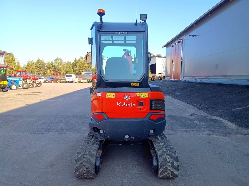 Kubota U27-4 UUDELLA PYÖRITTÄJÄLLÄ - حفارة مُصَّغرة: صورة 3 Kubota U27-4 UUDELLA PYÖRITTÄJÄLLÄ - حفارة مُصَّغرة: صورة 3