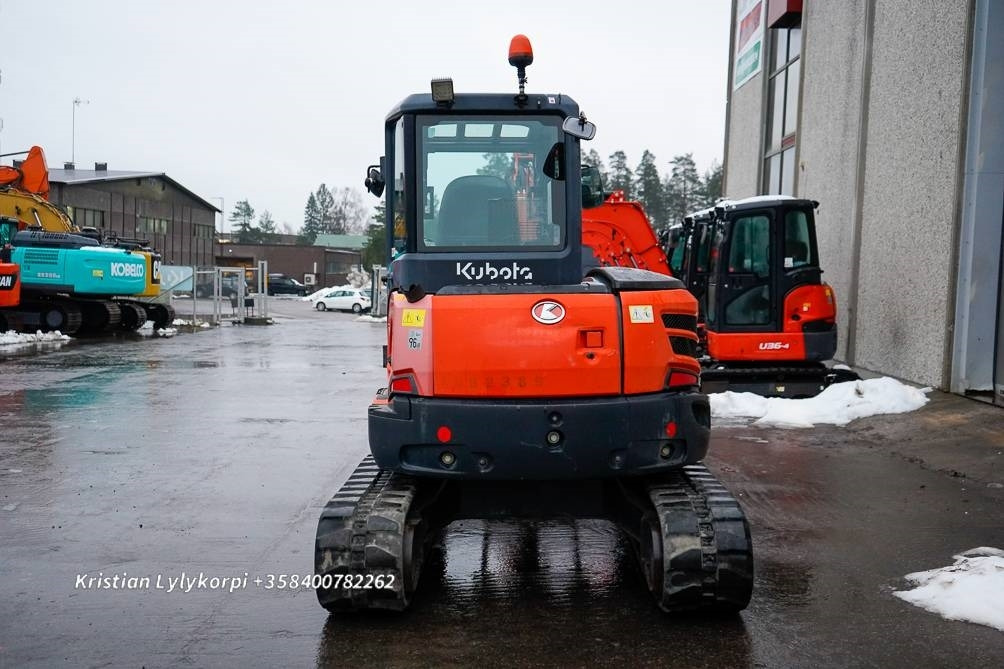 Kubota U48-4 kallistajalla - حفارة مُصَّغرة: صورة 4 Kubota U48-4 kallistajalla - حفارة مُصَّغرة: صورة 4