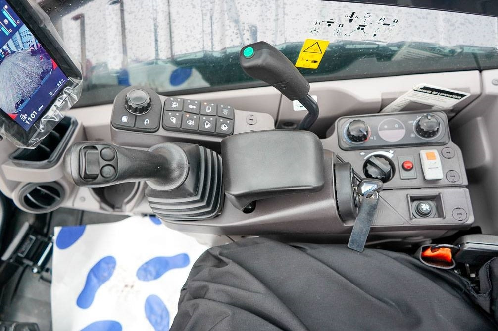 حفارة مُصَّغرة Kubota U56-5 VALMIIKSI VARUSTELTU: صورة 21