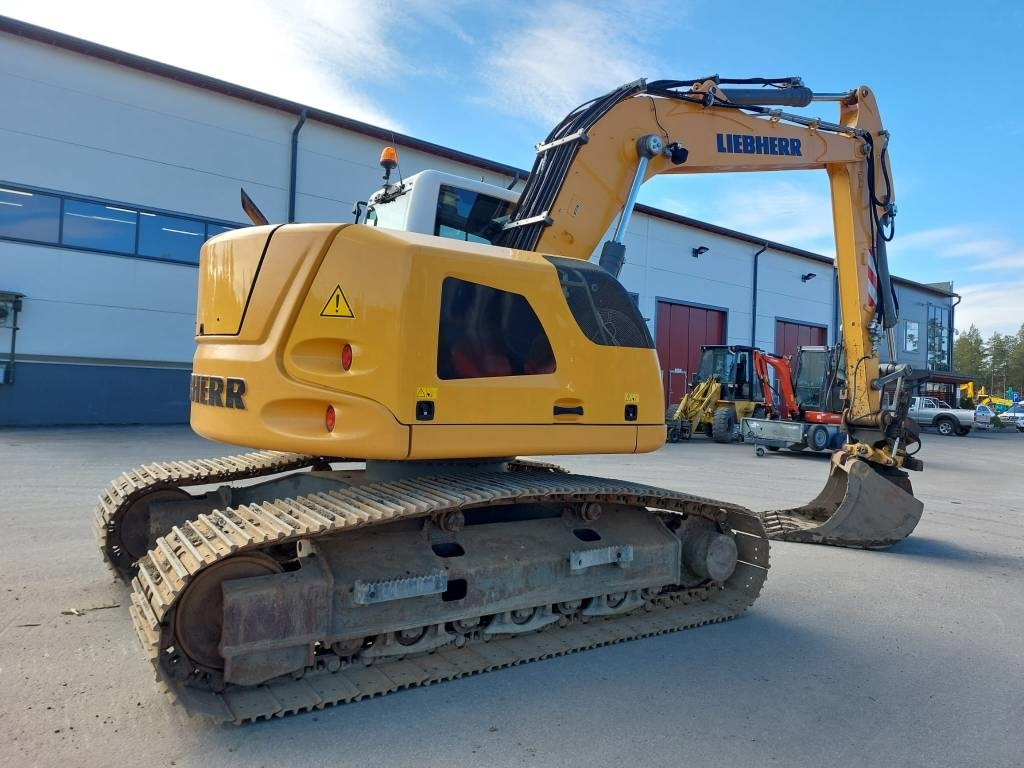 Liebherr MYYTY! SOLD! R914 COMPACT - حفار زحاف: صورة 4 Liebherr MYYTY! SOLD! R914 COMPACT - حفار زحاف: صورة 4